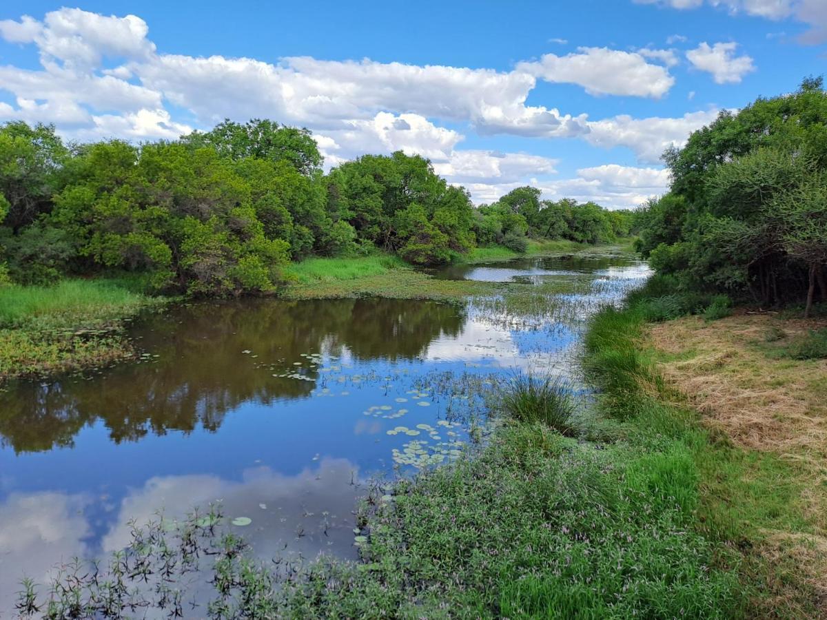 Ndlovu Log Home Dinokeng Klipdrift ภายนอก รูปภาพ