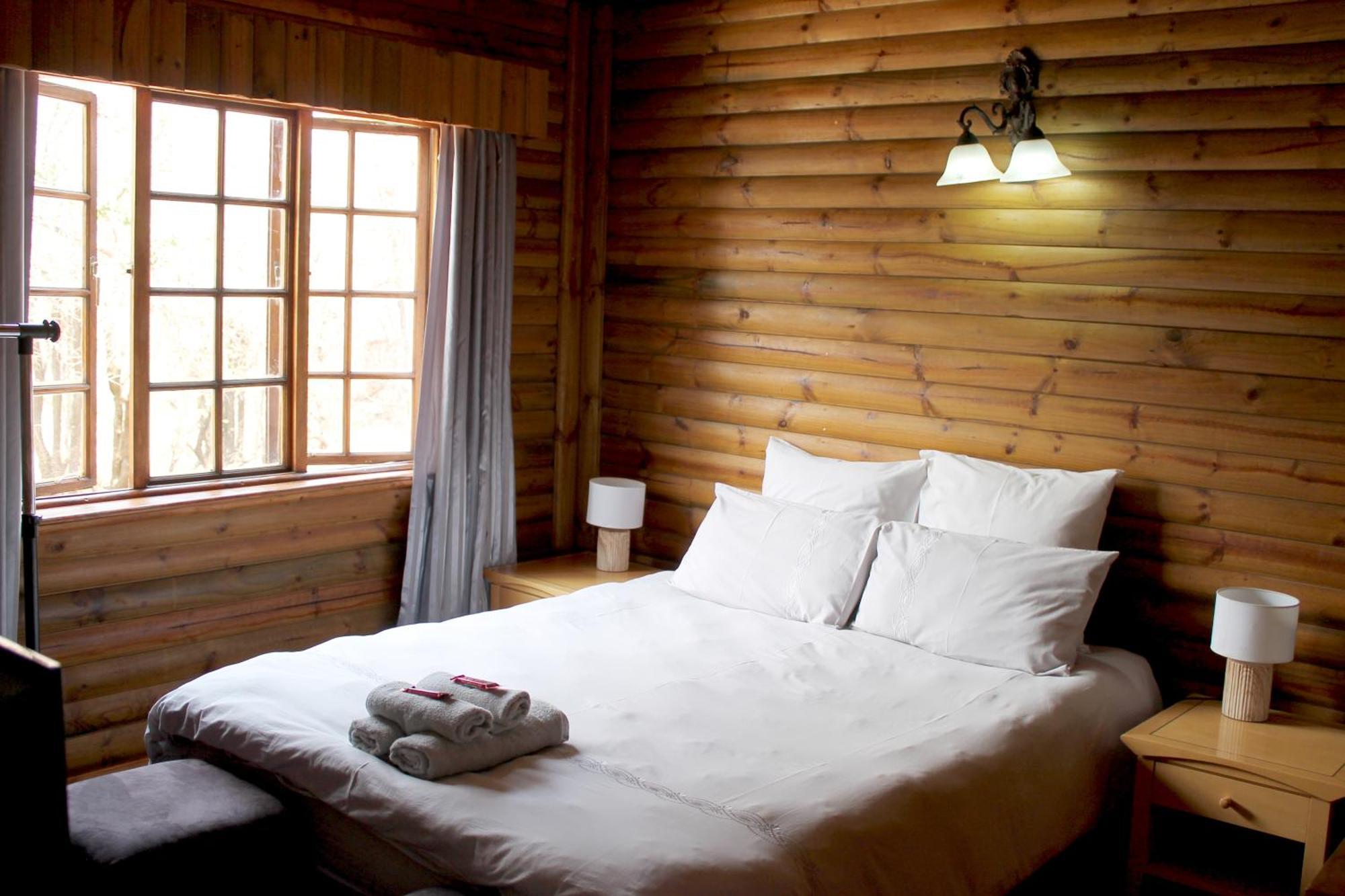 Ndlovu Log Home Dinokeng Klipdrift ภายนอก รูปภาพ